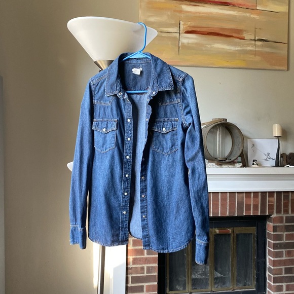 LEVI'S Women's Ultimate Long-Sleeve Western Shirt - Picture 2 of 7